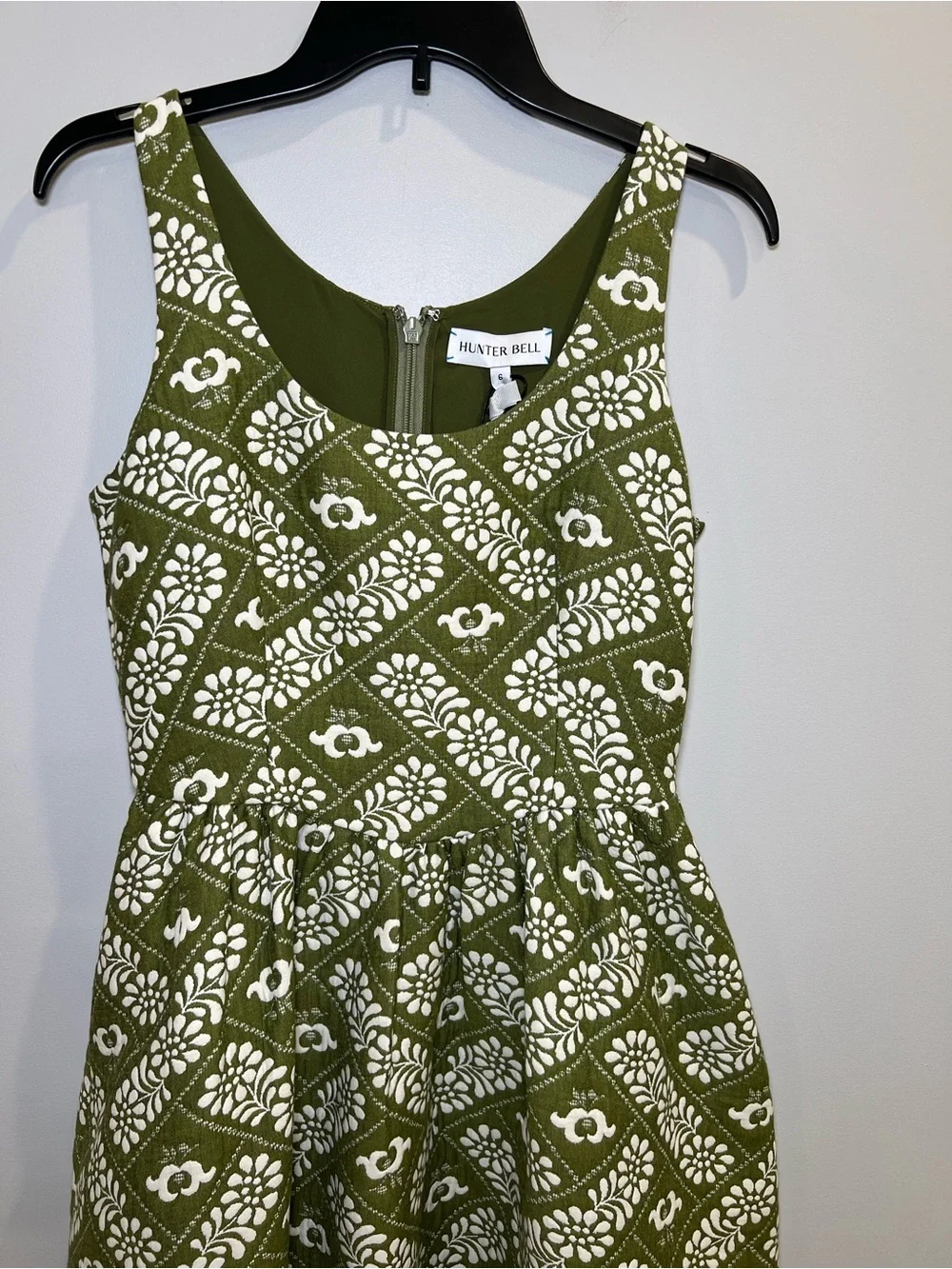 HUNTER BELL Maddy Dress size 6 Olive Green and White Floral Print midi Dress - Picture 5 of 10
